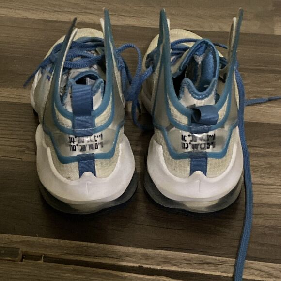 Nike Lebron XIX 19 'Space Jam' White Sneaker, Size 6 Y / 8W DD0418-100 - Picture 4 of 7